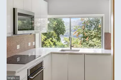 1175 Crest Lane, McLean, VA 22101 - Photo 10