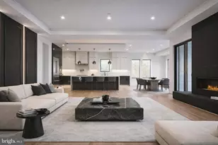 2447 Flint Hill Rd, Vienna, VA 22181 - Photo 4