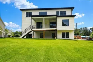2447 Flint Hill Rd, Vienna, VA 22181 - Photo 28