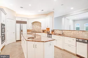 7024 Green Oak Dr, McLean, VA 22101 - Photo 18