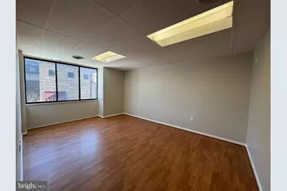 311 Maple Avenue W #C, Vienna, VA 22180 - Photo 6