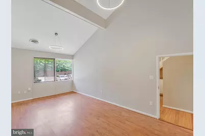 311 Maple Avenue W #C, Vienna, VA 22180 - Photo 4
