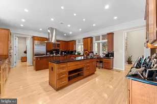 9619 Georgetown Pike, Great Falls, VA 22066 - Photo 36