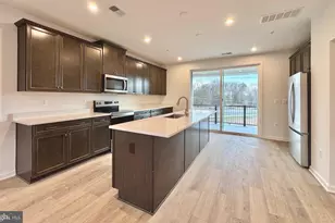 2607 River Birch Rd, Herndon, VA 20171 - Photo 4