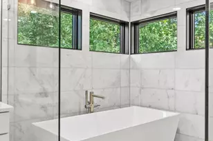 501 Yeonas Dr SW, Vienna, VA 22180 - Photo 36