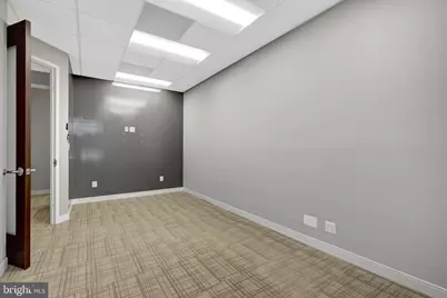 746 Walker Road #26, Great Falls, VA 22066 - Photo 30