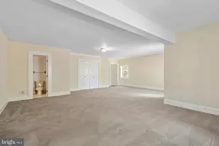 121 Yarnick Rd, Great Falls, VA 22066 - Photo 52