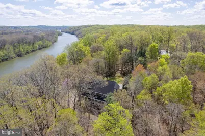 121 Yarnick Road, Great Falls, VA 22066 - Photo 4