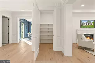 8912 Gallant Green Dr, McLean, VA 22102 - Photo 12