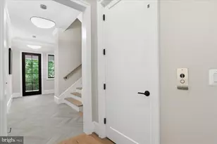 8912 Gallant Green Dr, McLean, VA 22102 - Photo 40