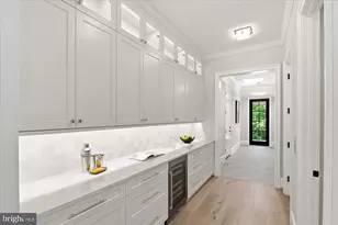 8912 Gallant Green Dr, McLean, VA 22102 - Photo 38