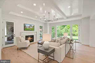 8912 Gallant Green Dr, McLean, VA 22102 - Photo 8