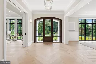 8912 Gallant Green Dr, McLean, VA 22102 - Photo 6