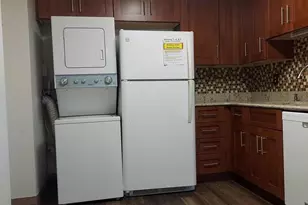 8360 Greensboro Dr, McLean, VA 22102 - Photo 10