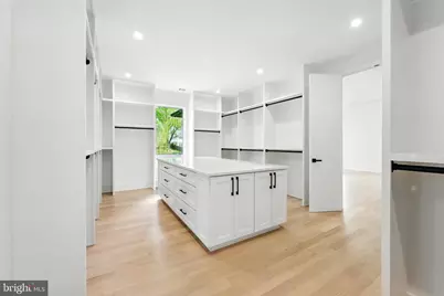 103 Saint Andrews Drive NE, Vienna, VA 22180 - Photo 16