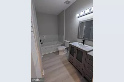 8183 Carnegie Hall Court #209, Vienna, VA 22180 - Photo 8