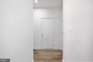 8757 Southern Oaks Pl, Lorton, VA 22079 - Photo 32