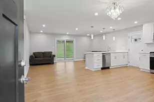 7435 Bath St, Springfield, VA 22150 - Photo 8