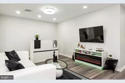 1144 Walker Road #UNIT F, Great Falls, VA 22066 - Photo 12