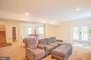 7313 Byrneley Ln, Annandale, VA 22003 - Photo 70