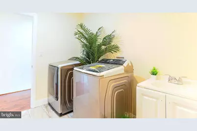 7313 Byrneley Lane, Annandale, VA 22003 - Photo 58