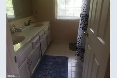 15202 Wetherburn Drive, Centreville, VA 20120 - Photo 10