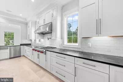 7003 Churchill Road, McLean, VA 22101 - Photo 24