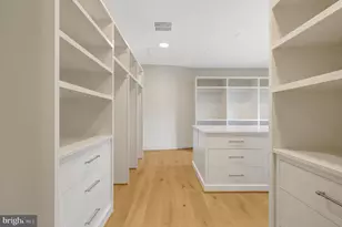 390 Still Pond Run, Great Falls, VA 22066 - Photo 32