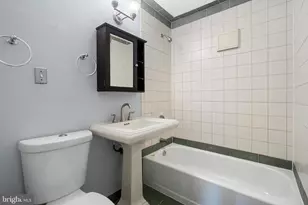 5604 Edgemont Dr, Alexandria, VA 22310 - Photo 16