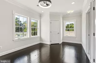 8213 Hocking Pl, Alexandria, VA 22309 - Photo 10