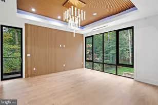 1205 Crest Ln, McLean, VA 22101 - Photo 24