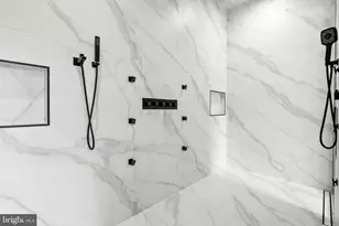 1205 Crest Ln, McLean, VA 22101 - Photo 38