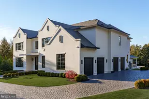 1102 Chain Bridge Rd, McLean, VA 22101 - Photo 2