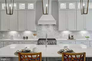 6654 Chilton Ct, McLean, VA 22101 - Photo 28