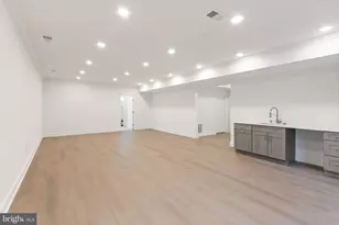 4017 Woodland Rd, Annandale, VA 22003 - Photo 68