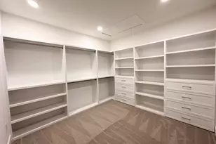 4017 Woodland Rd, Annandale, VA 22003 - Photo 18