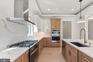 4017 Woodland Rd, Annandale, VA 22003 - Photo 26