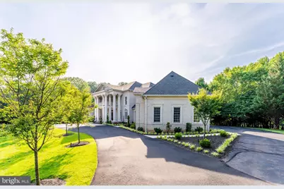 860 Nicholas Run Drive, Great Falls, VA 22066 - Photo 12