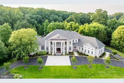 860 Nicholas Run Drive, Great Falls, VA 22066 - Photo 2