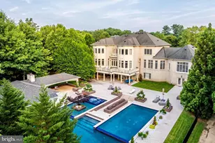 860 Nicholas Run Dr, Great Falls, VA 22066 - Photo 4