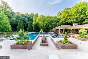 860 Nicholas Run Dr, Great Falls, VA 22066 - Photo 18