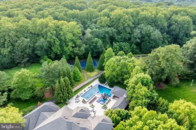 860 Nicholas Run Drive, Great Falls, VA 22066 - Photo 6