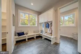 1002 Springvale Rd, Great Falls, VA 22066 - Photo 20