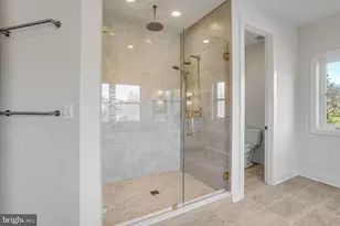 1002 Springvale Rd, Great Falls, VA 22066 - Photo 52