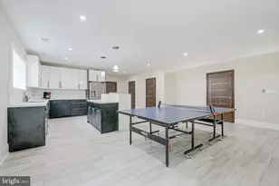 9908 Blake Ln, Oakton, VA 22124 - Photo 60