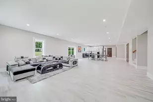 9908 Blake Ln, Oakton, VA 22124 - Photo 62