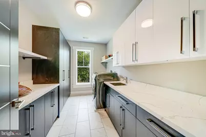 9908 Blake Lane, Oakton, VA 22124 - Photo 46