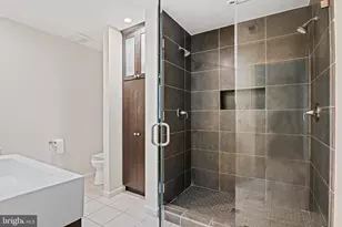 8633 Janet Ln, Vienna, VA 22180 - Photo 24