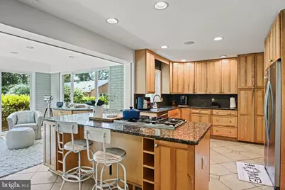 8633 Janet Lane, Vienna, VA 22180 - Photo 8