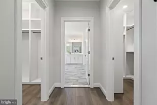 2221 Orchid Dr, Falls Church, VA 22046 - Photo 38